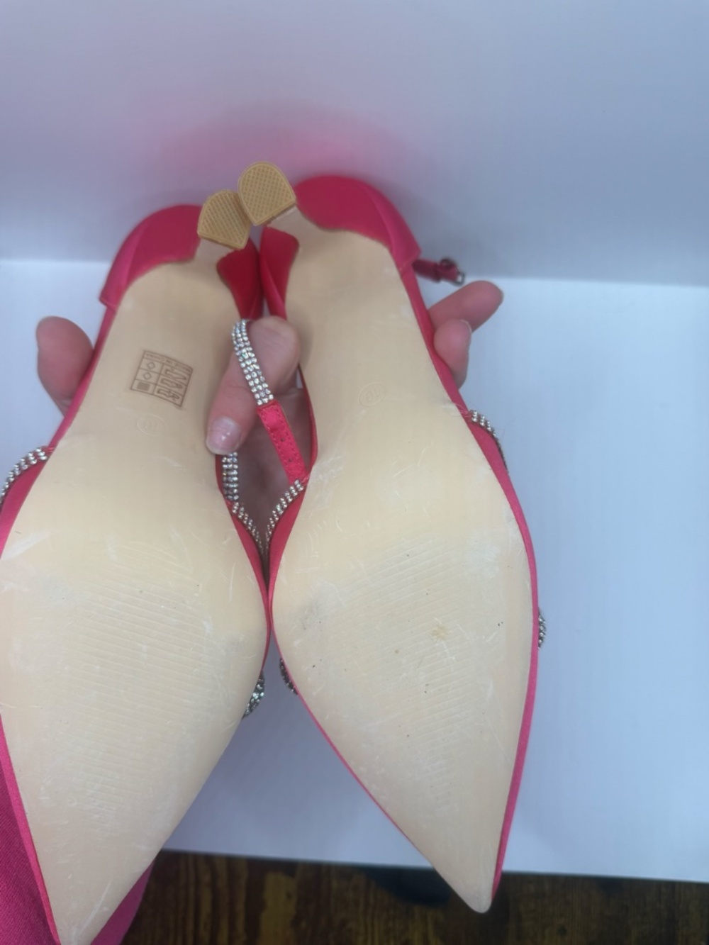 Hot Pink Rhinestone Bow Heels Size 10 Barbiecore Satin Pointed Toe Pumps - Picture 5 of 5